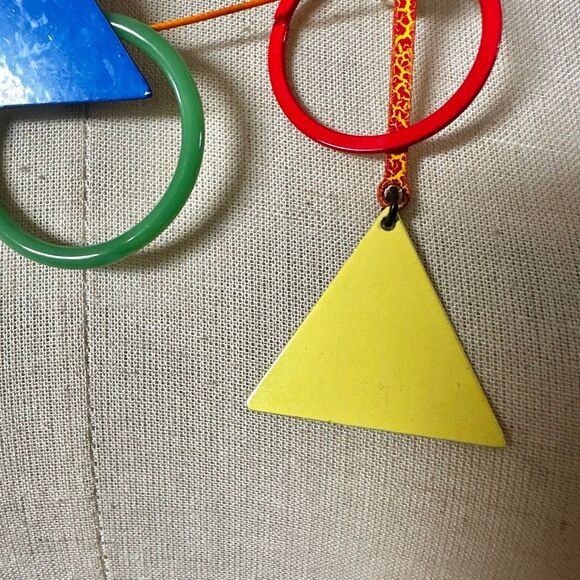 Eve Kaplin “Concentration” Kinetic Enamel Necklace - Picture 3 of 8